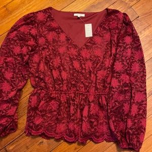 Maurice’s top NWT size L